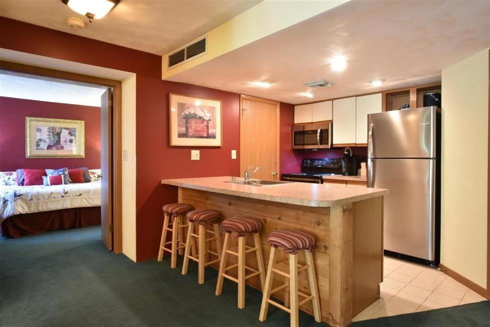 Seven Springs Sunridge 2 Bedroom Standard Condo, Mountain Views! Apartment Champion