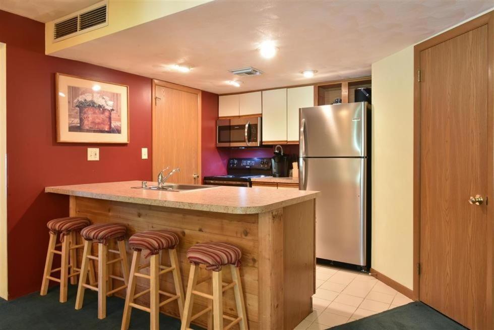Seven Springs Sunridge 2 Bedroom Standard Condo, Mountain Views! Apartment